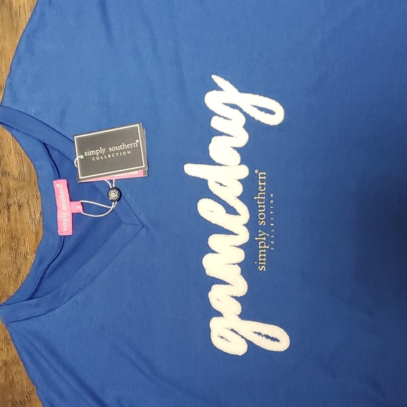 Top - Picture 3 of 4